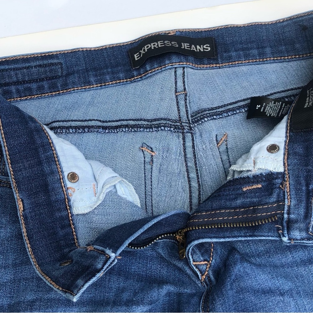 Express Mid Rise Legging Jeans - Picture 5 of 11